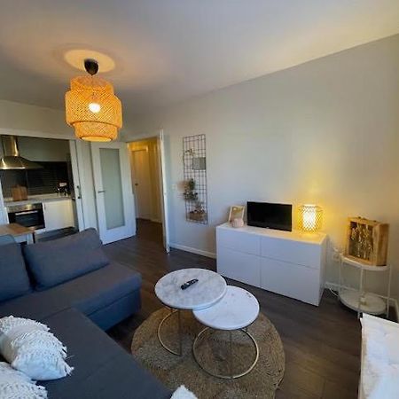 Apartamento A Un Paso De La Playa En Ares Con Piscina Y Parking エクステリア 写真